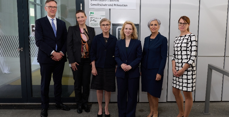 1 Jahr Gewaltambulanz Graz - Gruppenfoto