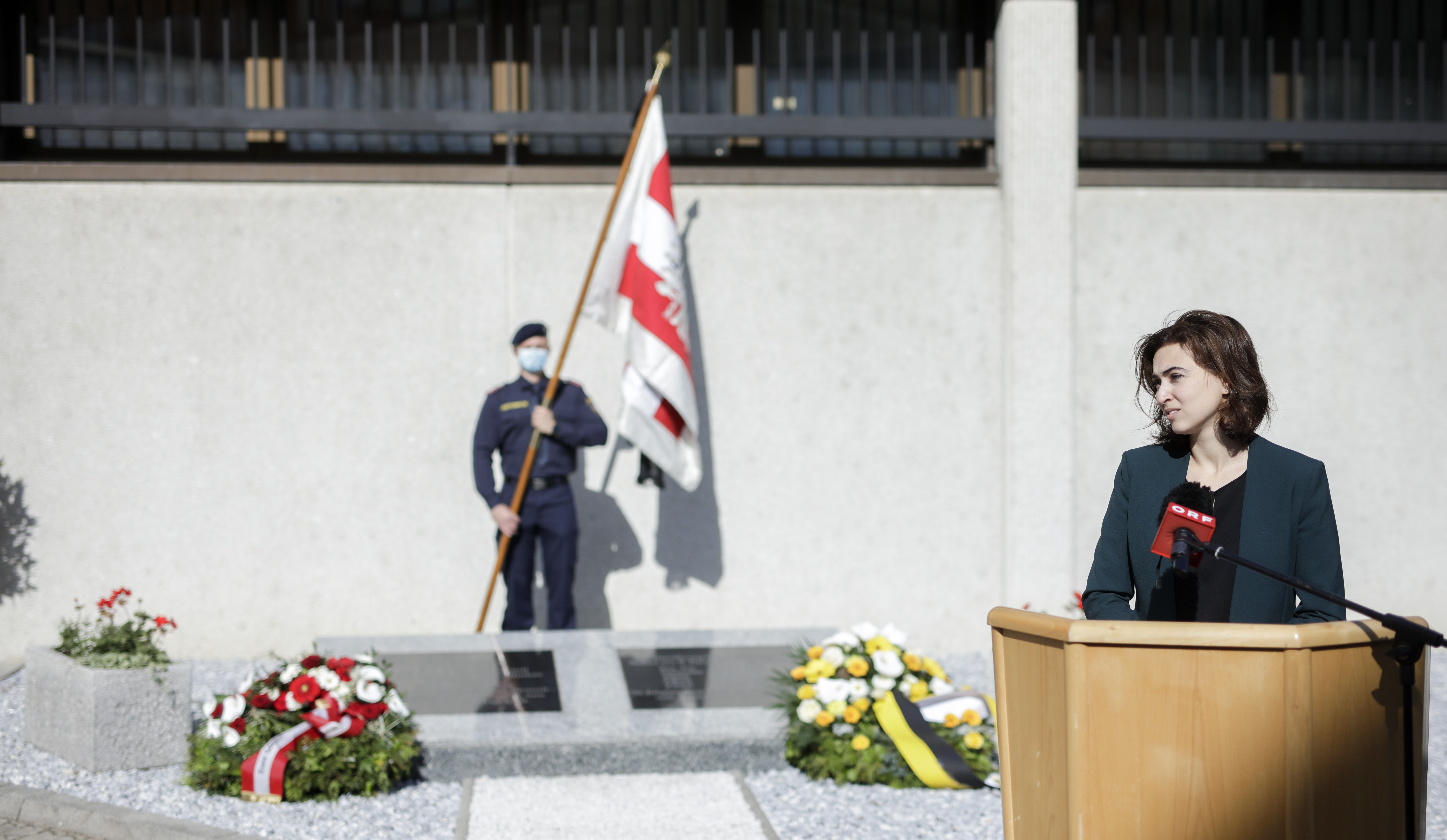 Justizministerin Dr.in Alma Zadić bei ihrer Gedenkrede